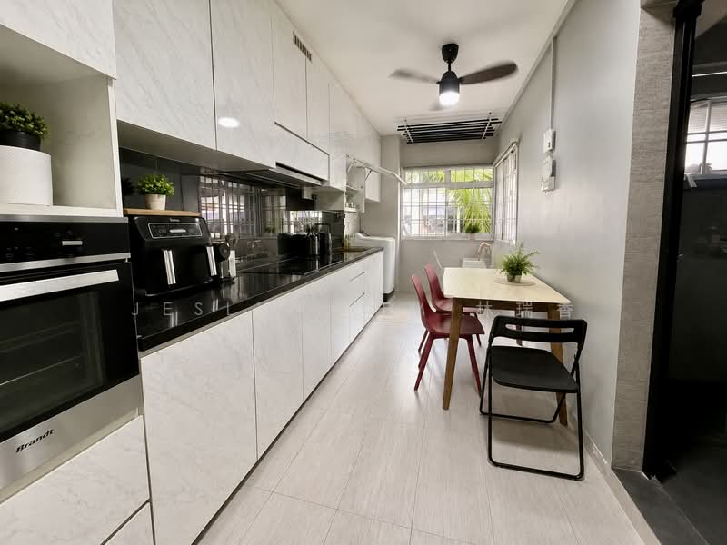 477 Sembawang Drive, 477 Sembawang Drive, 3 Bedrooms, 926 sqft, HDB Flat For Sale, by Jeslyn Lim 林瑞香, 500227530 - Kitchen - PropertyGuru.com.sg