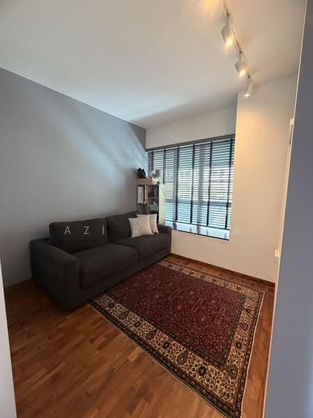 518A Tampines Central 7, 518A Tampines Central 7, 3 Bedrooms, 1,184 sqft, HDB Flat For Sale, by Azi Rahman, 500227535 - Living Room - PropertyGuru.com.sg