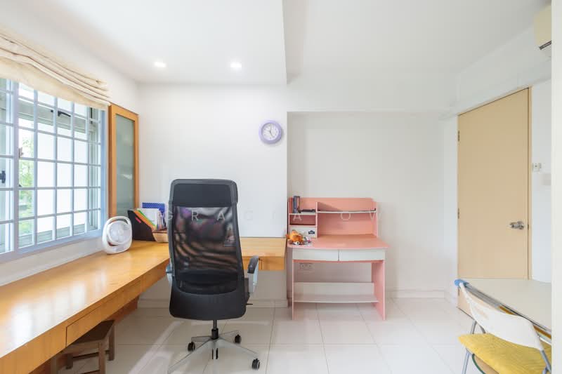 175C Punggol Field, 175C Punggol Field, 3 Bedrooms, 1,184 sqft, HDB Flat For Sale, by Gracia Ow, 500227537 - Study - PropertyGuru.com.sg