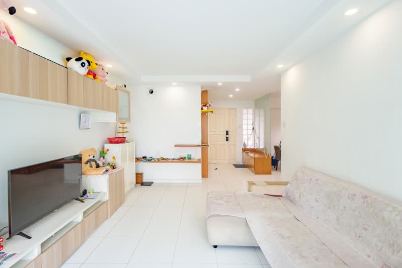 175C Punggol Field, 175C Punggol Field, 3 Bedrooms, 1,184 sqft, HDB Flat For Sale, by Gracia Ow, 500227537 - Living Room - PropertyGuru.com.sg