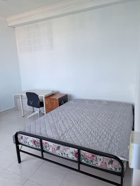 Lakepoint Condo, 2 Lakepoint Drive, Room Rental, 200 sqft, Condominium For Rent, by Vivian Sun, 500227539 - Bedroom - PropertyGuru.com.sg