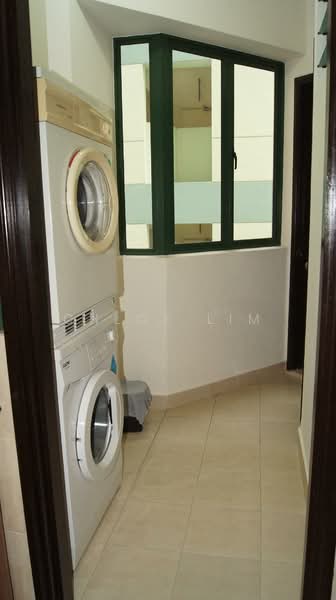 The Bencoolen, 180 Bencoolen Street, 2 Bedrooms, 926 sqft, Apartment For Sale, by Chloe Lim, 500227540 - Yard - PropertyGuru.com.sg