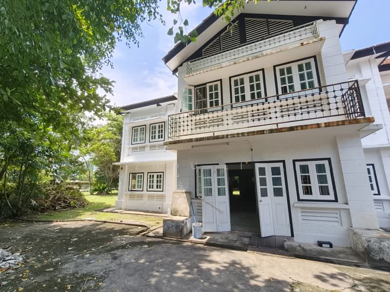 Black and white house, , 4 Bedrooms, 5,000 sqft, Conservation House For Rent, by Zhou Li, 500227555 - Exterior - PropertyGuru.com.sg
