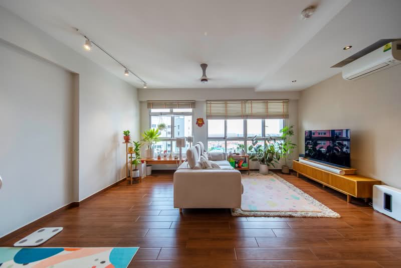 153C Bedok South Road, 153C Bedok South Road, 3 Bedrooms, 1,216 sqft, HDB Flat For Sale, by Felicia Loh, 500227570 - Living Room - PropertyGuru.com.sg
