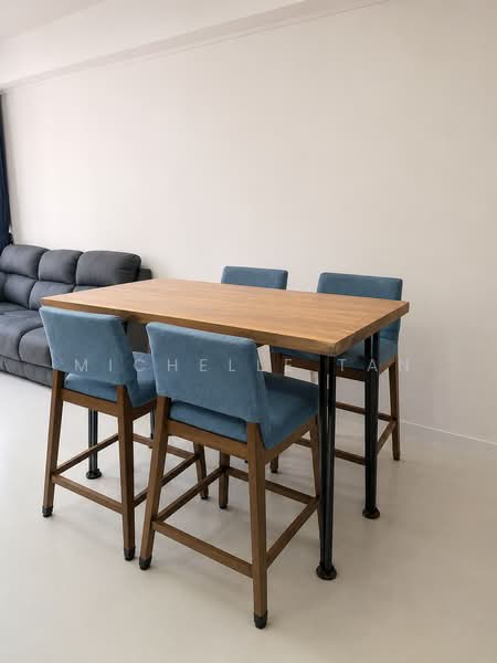 Freehold 3 bed 3 bath, Walk to Kovan MRT, , 3 Bedrooms, 1,097 sqft, Apartment For Sale, by Michelle Tan, 500227571 - Living Room - PropertyGuru.com.sg