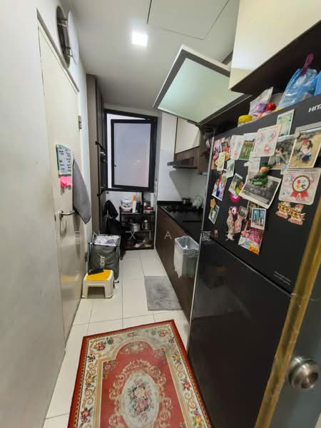 Nin Residence, 83 Pheng Geck Avenue, 2 Bedrooms, 850 sqft, Condominium For Rent, by Ben XIA 夏天鹏, 500227573 - Kitchen - PropertyGuru.com.sg