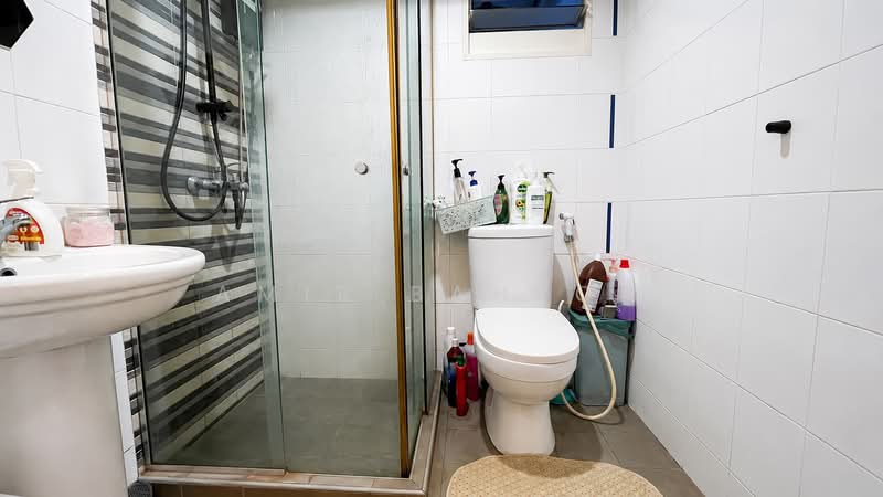 619C Punggol Drive, 619C Punggol Drive, 3 Bedrooms, 1,001 sqft, HDB Flat For Sale, by Amir Bahrom, 500227574 - Bathroom - PropertyGuru.com.sg