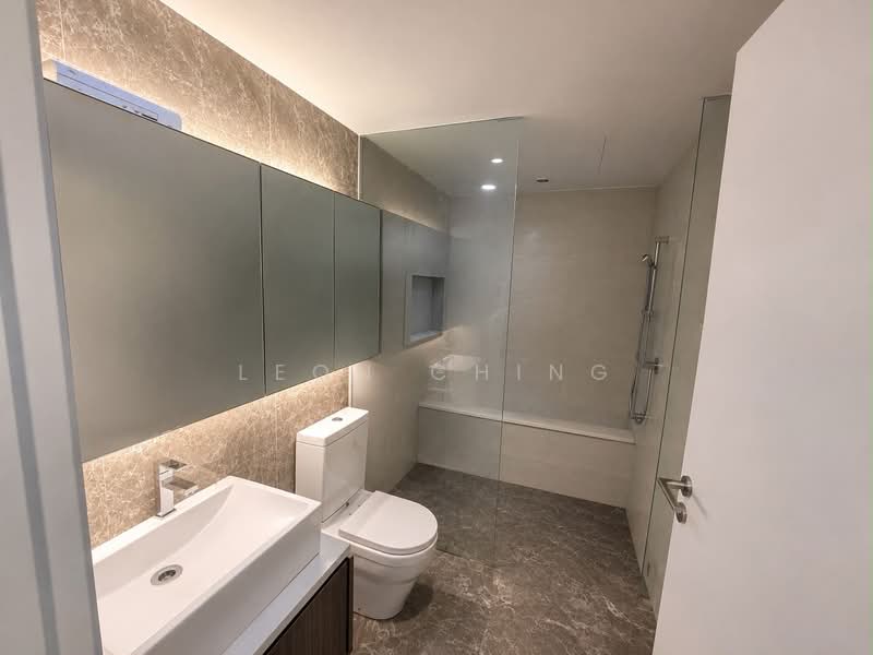 Riversound Residence, 1 Sengkang East Avenue, 3 Bedrooms, 1,367 sqft, Condominium For Sale, by Leon Ching, 500227586 - Bathroom - PropertyGuru.com.sg