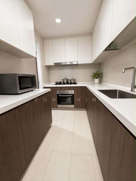 Riversound Residence, 1 Sengkang East Avenue, 3 Bedrooms, 1,367 sqft, Condominium For Sale, by Leon Ching, 500227586 - Kitchen - PropertyGuru.com.sg