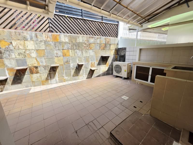Joo Chiat Walk, Joo Chiat Walk, 5 Bedrooms, 2,000 sqft, Terraced House For Rent, by Eugene Chan, 500227588 - Exterior - PropertyGuru.com.sg