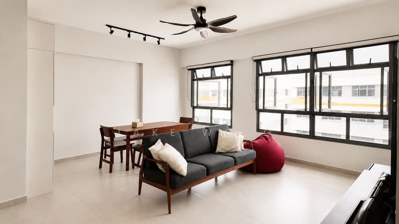 618A Tampines Street 61, 618A Tampines Street 61, 3 Bedrooms, 1,216 sqft, HDB Flat For Sale, by Jake Wong, 500227589 - Living Room - PropertyGuru.com.sg