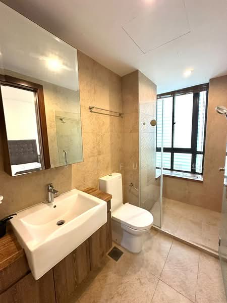 Eleven @ Holland, 11 Holland Link, 5 Bedrooms, 3,735 sqft, Cluster House For Sale, by Sharon Fu 傅丽华, 500227591 - Bathroom - PropertyGuru.com.sg