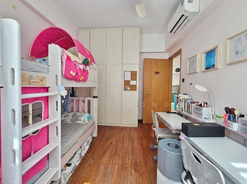 Worthington, 35 Butterworth Lane, 2 Bedrooms, 969 sqft, Apartment For Sale, by Andy Wong, 500227592 - Bedroom - PropertyGuru.com.sg