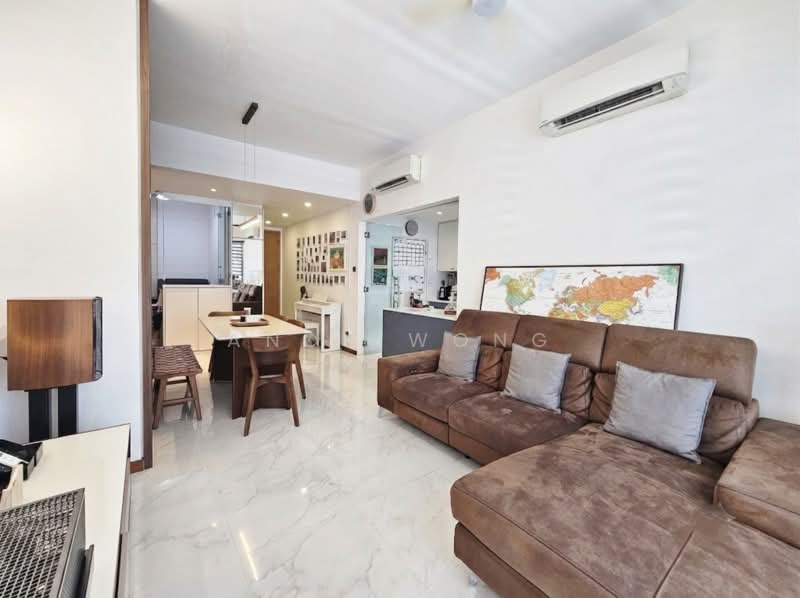 Worthington, 35 Butterworth Lane, 2 Bedrooms, 969 sqft, Apartment For Sale, by Andy Wong, 500227592 - Living Room - PropertyGuru.com.sg