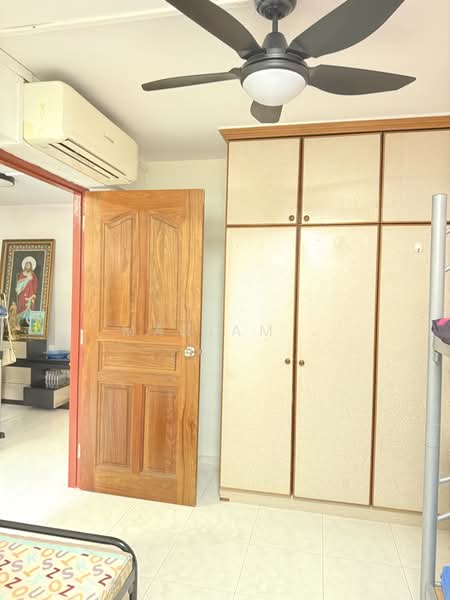 115 Lorong 1 Toa Payoh, 115 Lorong 1 Toa Payoh, 3 Bedrooms, 700 sqft, HDB Flat For Sale, by Mariam ., 500227612 - Bedroom - PropertyGuru.com.sg