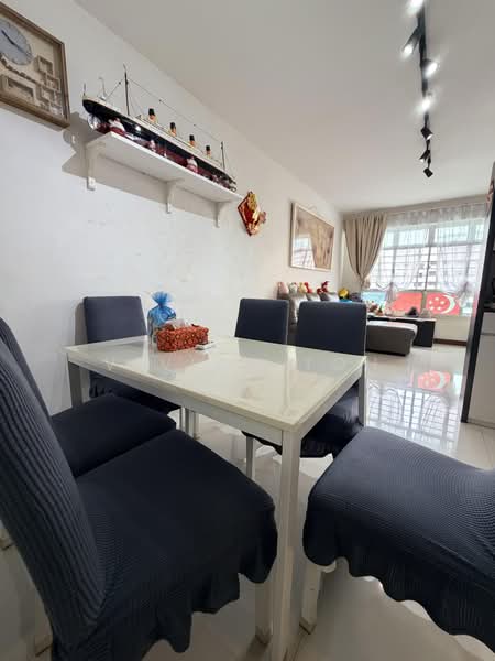 217A Sumang Walk, 217A Sumang Walk, 3 Bedrooms, 990 sqft, HDB Flat For Sale, by Vivian Toh, 500227613 - Dining Room - PropertyGuru.com.sg