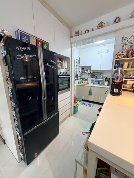 217A Sumang Walk, 217A Sumang Walk, 3 Bedrooms, 990 sqft, HDB Flat For Sale, by Vivian Toh, 500227613 - Kitchen - PropertyGuru.com.sg