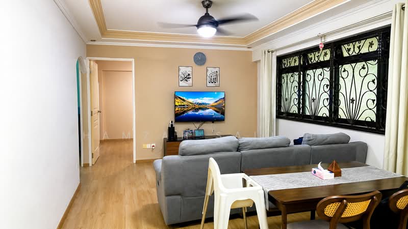 201B Compassvale Drive, 201B Compassvale Drive, 3 Bedrooms, 969 sqft, HDB Flat For Sale, by Hamzah Salleh, 500227618 - Living Room - PropertyGuru.com.sg