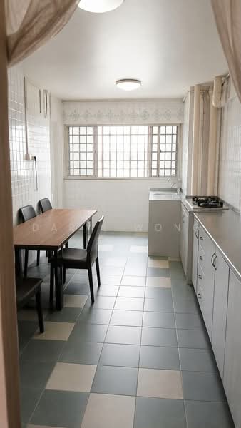 462 Ang Mo Kio Avenue 10, 462 Ang Mo Kio Avenue 10, 2 Bedrooms, 731 sqft, HDB Flat For Sale, by Daryl Wong, 500227619 - Kitchen - PropertyGuru.com.sg