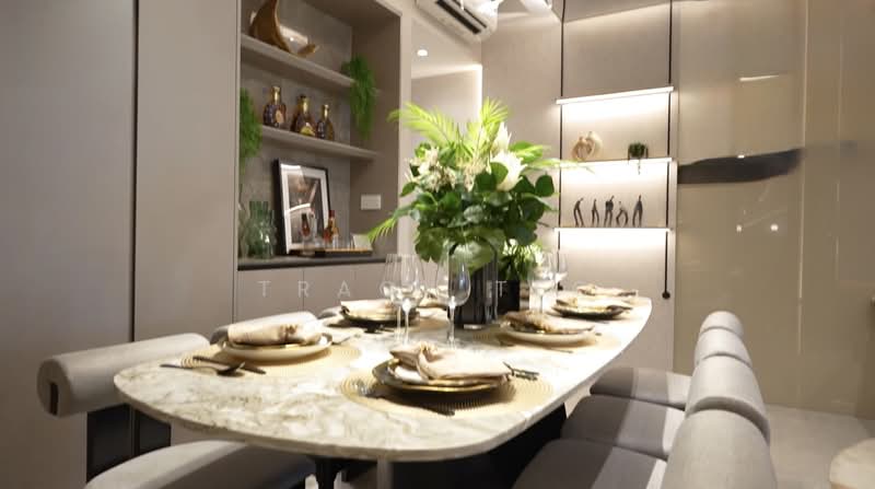 Norwood Grand, , 4 Bedrooms, 1,313 sqft, Condominium For Sale, by Tracy Teo, 500227620 - Dining Room - PropertyGuru.com.sg