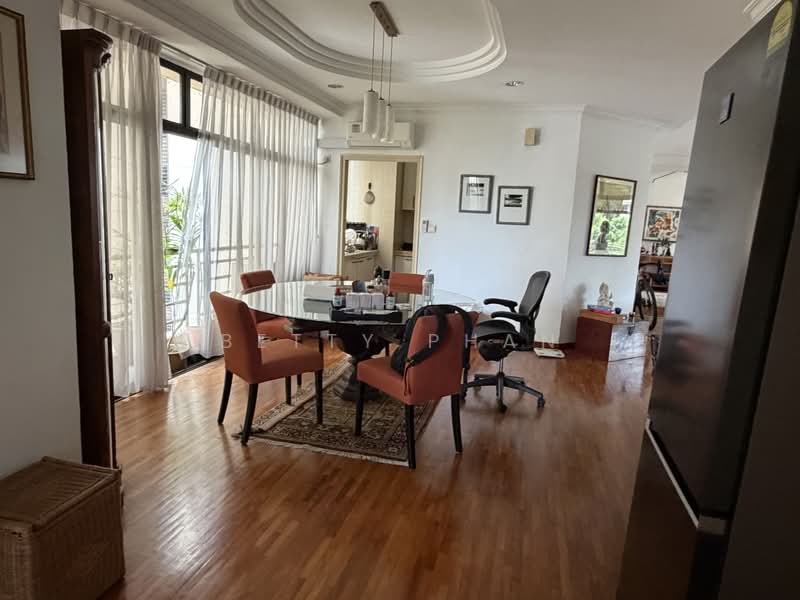 Allsworth Park, 361 Holland Road, 3 Bedrooms, 1,959 sqft, Condominium For Rent, by Betty Phan, 500227623 - Dining Room - PropertyGuru.com.sg