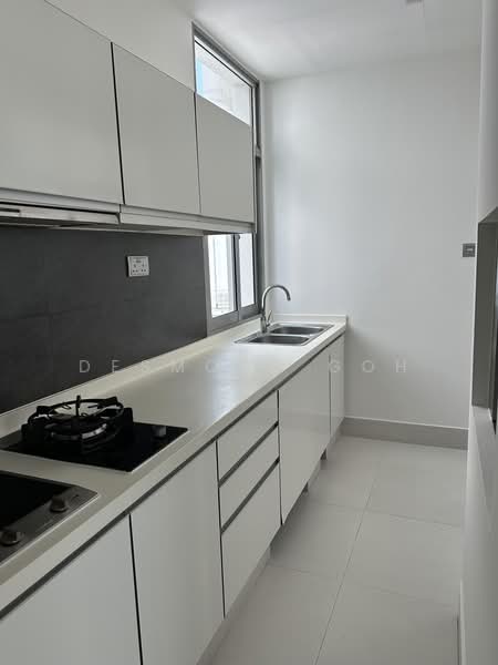 The Oceanfront @ Sentosa Cove, , 5 Bedrooms, 6,049 sqft, Condominium For Sale, by Desmond Goh, 500227624 - Kitchen - PropertyGuru.com.sg