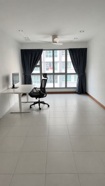 274D Punggol Place, 274D Punggol Place, 3 Bedrooms, 1,033 sqft, HDB Flat For Rent, by Lina Hasan, 500227630 - Living room - PropertyGuru.com.sg