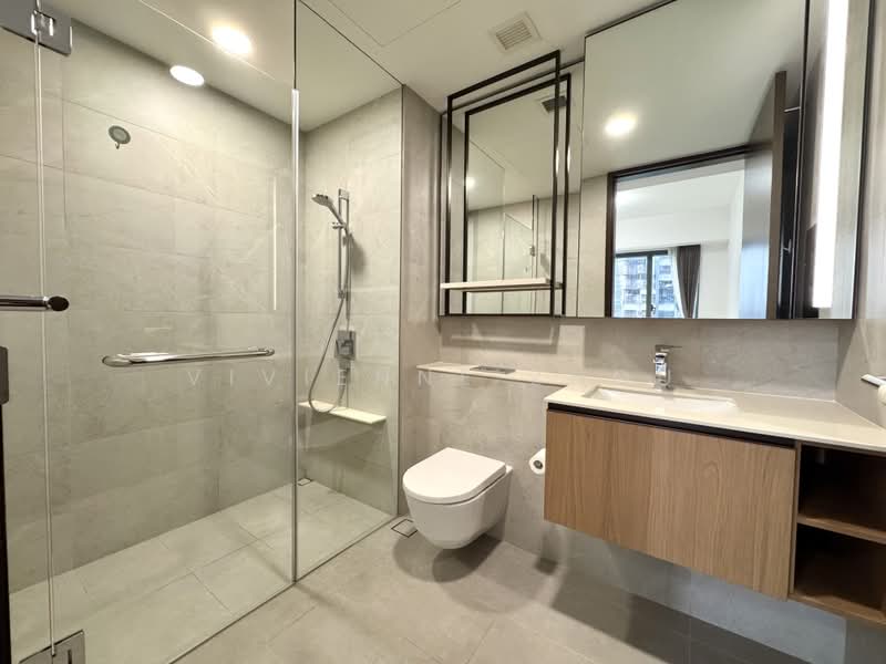 JadeScape, 2 Shunfu Road, 2 Bedrooms, 764 sqft, Condominium For Rent, by Vivienne Zhou, 500227639 - Master Bathroom - PropertyGuru.com.sg