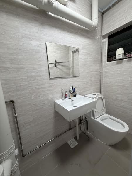 541 Choa Chu Kang Street 52, 541 Choa Chu Kang Street 52, Room Rental, 90 sqft, HDB Flat For Rent, by Roz Rufai, 500227654 - Bathroom - PropertyGuru.com.sg