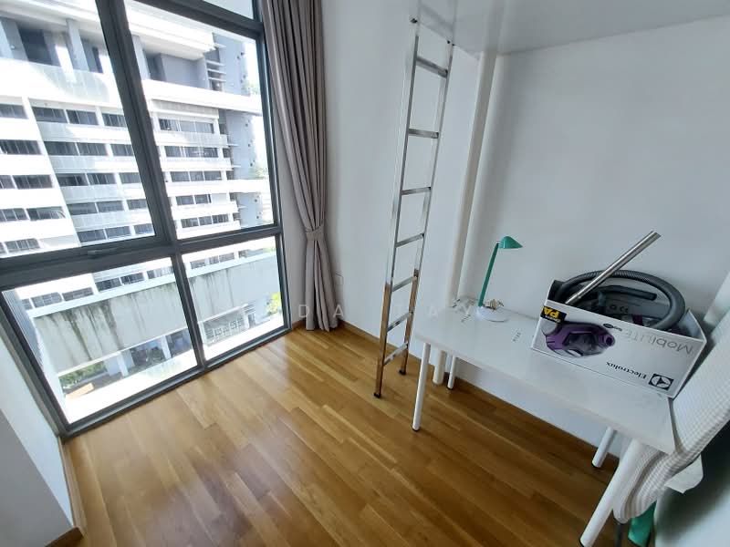 Spottiswoode Suites, 16 Spottiswoode Park Road, 2 Bedrooms, 538 sqft, Condominium For Rent, by Aida Tay, 500227656 - Common bedroom - PropertyGuru.com.sg