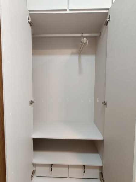West Coast Road, West Coast Road, Room Rental, 150 sqft, Terraced House For Rent, by Clare Lee, 500227681 - Room 205 Wardrobe - PropertyGuru.com.sg