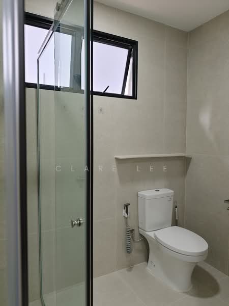 West Coast Road, West Coast Road, Room Rental, 150 sqft, Terraced House For Rent, by Clare Lee, 500227681 - Common Bathroom 2 - PropertyGuru.com.sg
