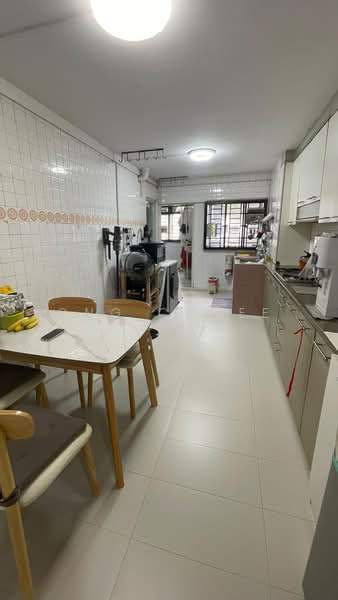 321 Ang Mo Kio Avenue 1, 321 Ang Mo Kio Avenue 1, 3 Bedrooms, 786 sqft, HDB Flat For Sale, by Ong Chwee Puan, 500227686 - Kitchen - PropertyGuru.com.sg