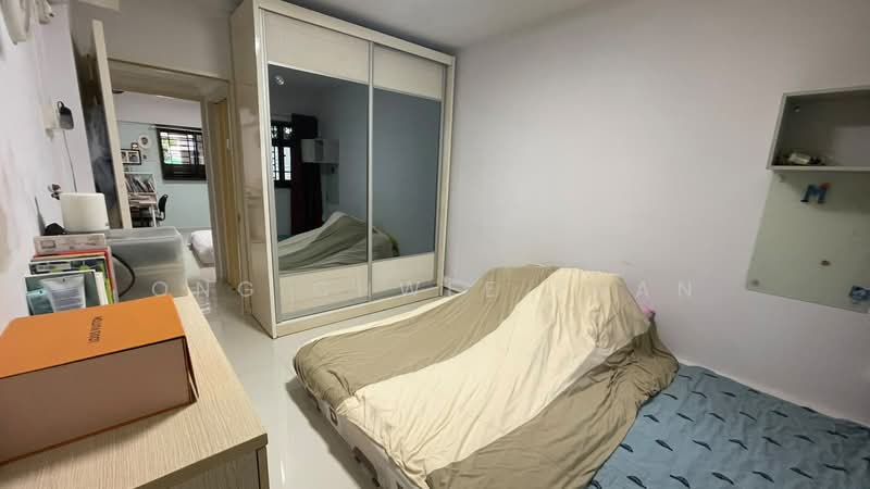 321 Ang Mo Kio Avenue 1, 321 Ang Mo Kio Avenue 1, 3 Bedrooms, 786 sqft, HDB Flat For Sale, by Ong Chwee Puan, 500227686 - Bedroom - PropertyGuru.com.sg