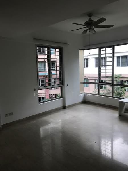 Maple Woods, 985 Bukit Timah Road, 3 Bedrooms, 1,355 sqft, Condominium For Rent, by Paul Tan, 500227697 - Living Room - PropertyGuru.com.sg