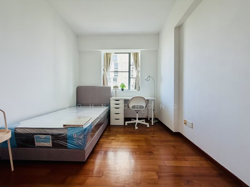 La Maison, 10 Moulmein Rise, Room Rental, 127 sqft, Condominium For Rent, by John Chong, 500227703 - Bedroom - PropertyGuru.com.sg