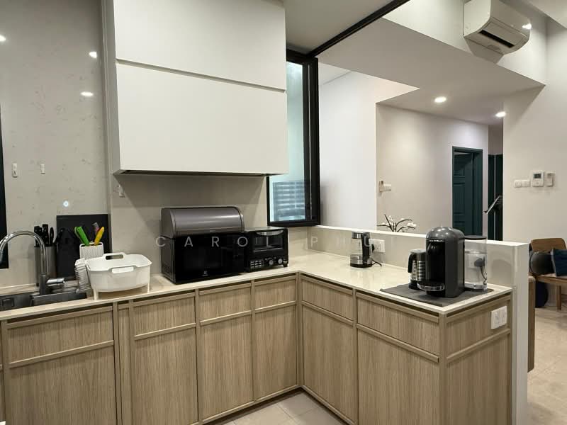 Cavendish Park, 20 Pine Grove, 3 Bedrooms, 1,292 sqft, Condominium For Sale, by Carol Phui, 500227753 - Kitchen - PropertyGuru.com.sg