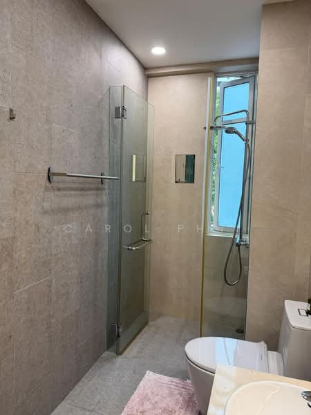 Cavendish Park, 20 Pine Grove, 3 Bedrooms, 1,292 sqft, Condominium For Sale, by Carol Phui, 500227753 - Bathroom - PropertyGuru.com.sg