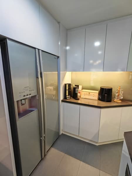 The Parc Condominium, 3 West Coast Walk, 3 Bedrooms, 1,927 sqft, Condominium For Rent, by Mervin Tan, 500227763 - Kitchen - PropertyGuru.com.sg