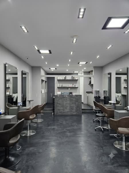 Far East Plaza, 14 Scotts Road, 474 sqft, Mall Shop For Rent, by Christina Phau, 500227766 - Interior - CommercialGuru.com.sg