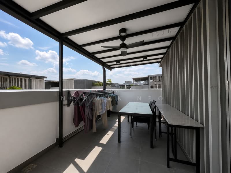 Belgravia Villas, 200 Ang Mo Kio Avenue 5, 4 Bedrooms, 3,584 sqft, Cluster House For Sale, by Norman Neo, 500227771 - Roof Terrace - PropertyGuru.com.sg
