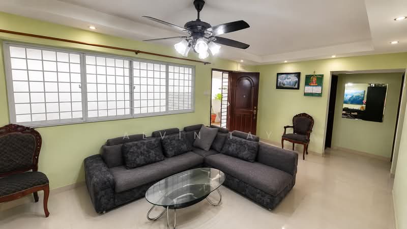 408 Yishun Avenue 6, 408 Yishun Avenue 6, 2 Bedrooms, 908 sqft, HDB Flat For Rent, by Alvin Tay, 500227776 - Living Room - PropertyGuru.com.sg