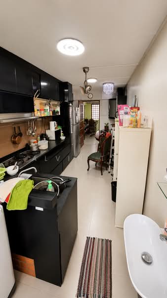 408 Yishun Avenue 6, 408 Yishun Avenue 6, 2 Bedrooms, 908 sqft, HDB Flat For Rent, by Alvin Tay, 500227776 - Kitchen - PropertyGuru.com.sg