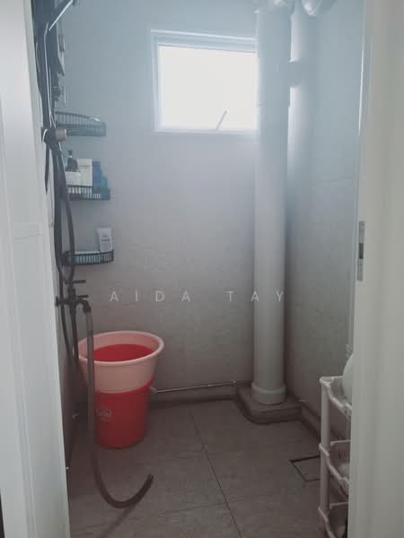 128 Kim Tian Road, 128 Kim Tian Road, Room Rental, 150 sqft, HDB Flat For Rent, by Aida Tay, 500227787 - Bathroom - PropertyGuru.com.sg