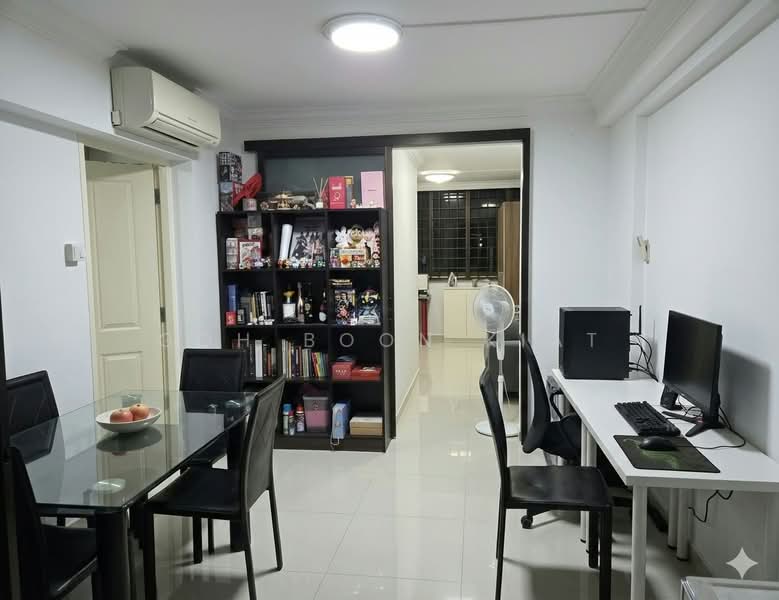 305 Serangoon Avenue 2, 305 Serangoon Avenue 2, 3 Bedrooms, 753 sqft, HDB Flat For Sale, by Goh Boon Kiat, 500227791 - Dining Room - PropertyGuru.com.sg