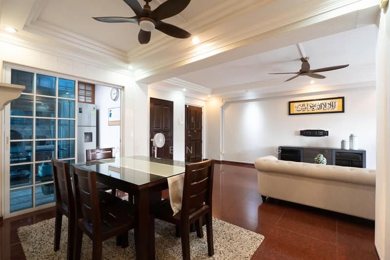 269 Toh Guan Road, 269 Toh Guan Road, 3 Bedrooms, 1,076 sqft, HDB Flat For Sale, by Darren Yang, 500227792 - PropertyGuru.com.sg