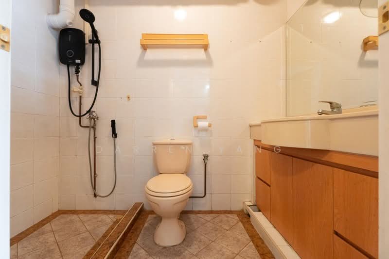 269 Toh Guan Road, 269 Toh Guan Road, 3 Bedrooms, 1,076 sqft, HDB Flat For Sale, by Darren Yang, 500227792 - PropertyGuru.com.sg