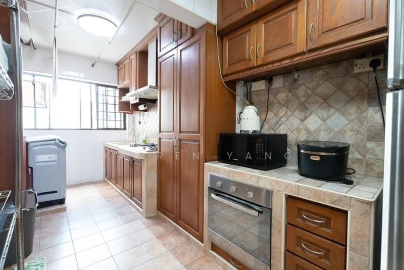 269 Toh Guan Road, 269 Toh Guan Road, 3 Bedrooms, 1,076 sqft, HDB Flat For Sale, by Darren Yang, 500227792 - PropertyGuru.com.sg