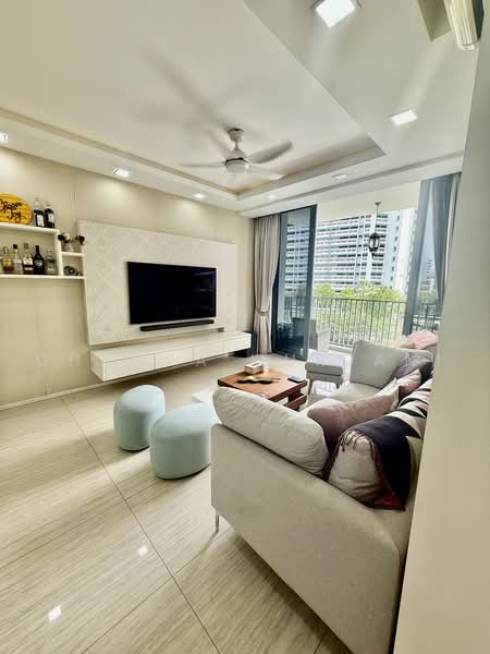 My Manhattan, 35 Simei Street 3, 2 Bedrooms, 883 sqft, Condominium For Sale, by Champa Murjani, 500227799 - Living Room - PropertyGuru.com.sg
