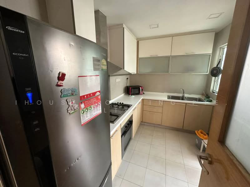Regal 35, 15 Lorong 35 Geylang, Room Rental, 100 sqft, Condominium For Rent, by ling, 500227818 - Kitchen - PropertyGuru.com.sg
